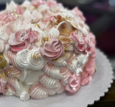 Isabelas — Classic Meringue (With Filling)