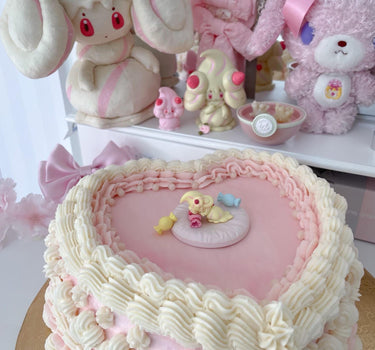 Vintage Sweetheart — Vintage Couture (Heart-shaped)